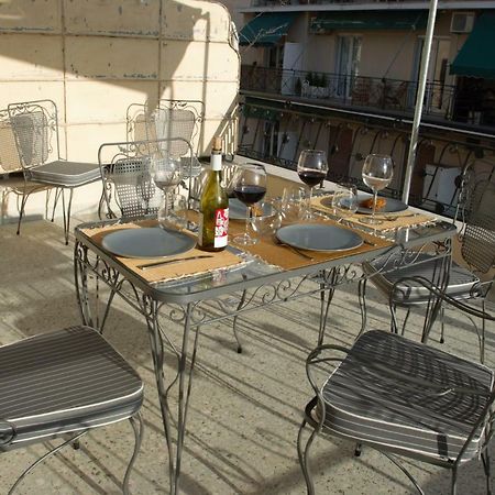 Apartamento Soulis' Penthouse Near Acropolis Atenas Exterior foto