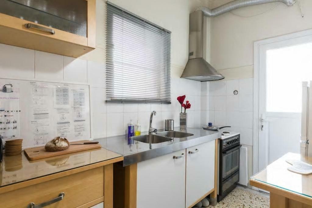 Apartamento Soulis' Penthouse Near Acropolis Atenas Exterior foto