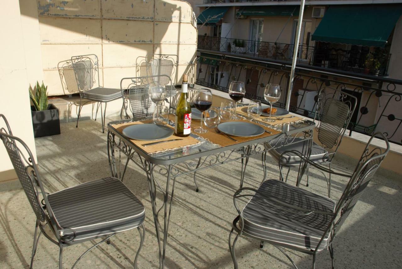 Apartamento Soulis' Penthouse Near Acropolis Atenas Exterior foto