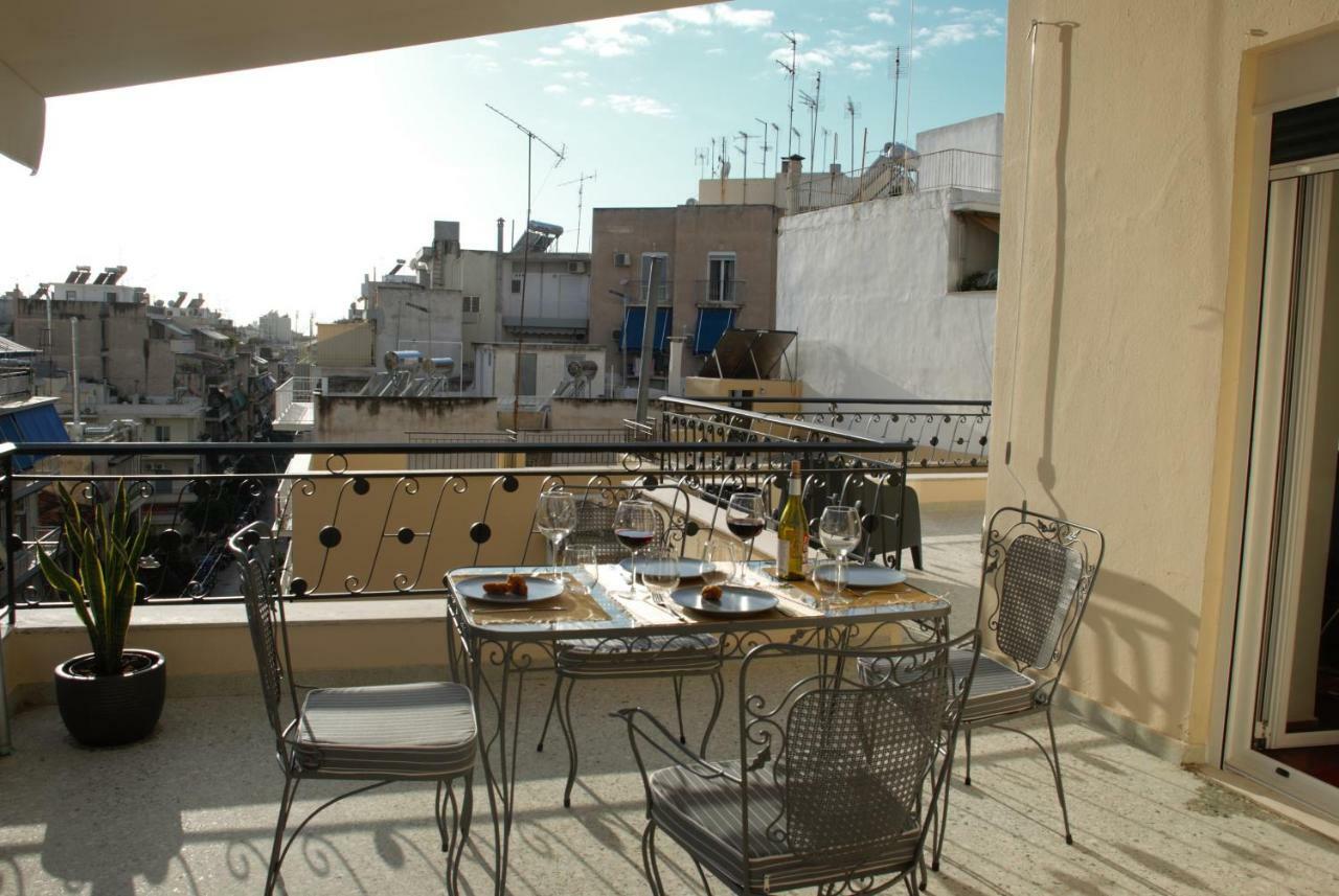 Apartamento Soulis' Penthouse Near Acropolis Atenas Exterior foto